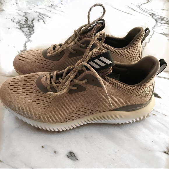 adidas Shoes - NWT Adidas Alphabounce